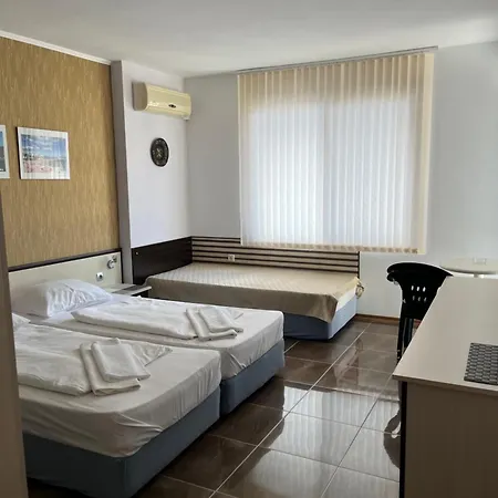 Apartament Di Landi Rawda