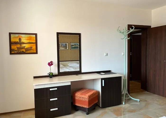 Di Landi Apartmán Ravda