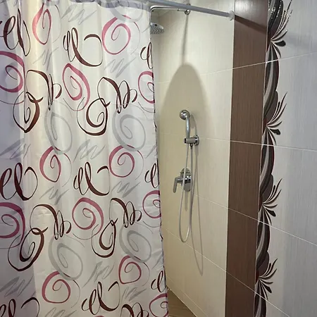 Di Landi شقة