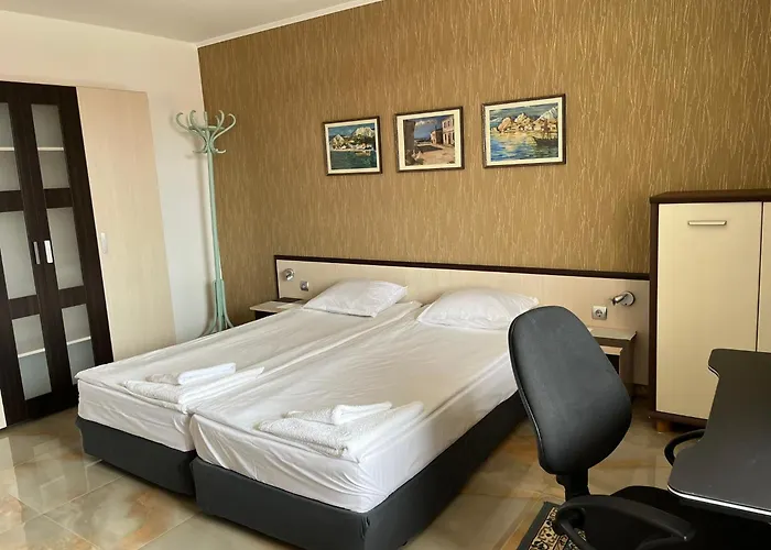 Di Landi Apartamento Ravda